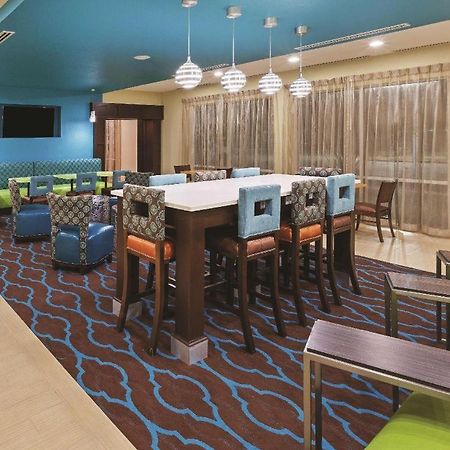 La Quinta By Wyndham Beeville Bagian luar foto