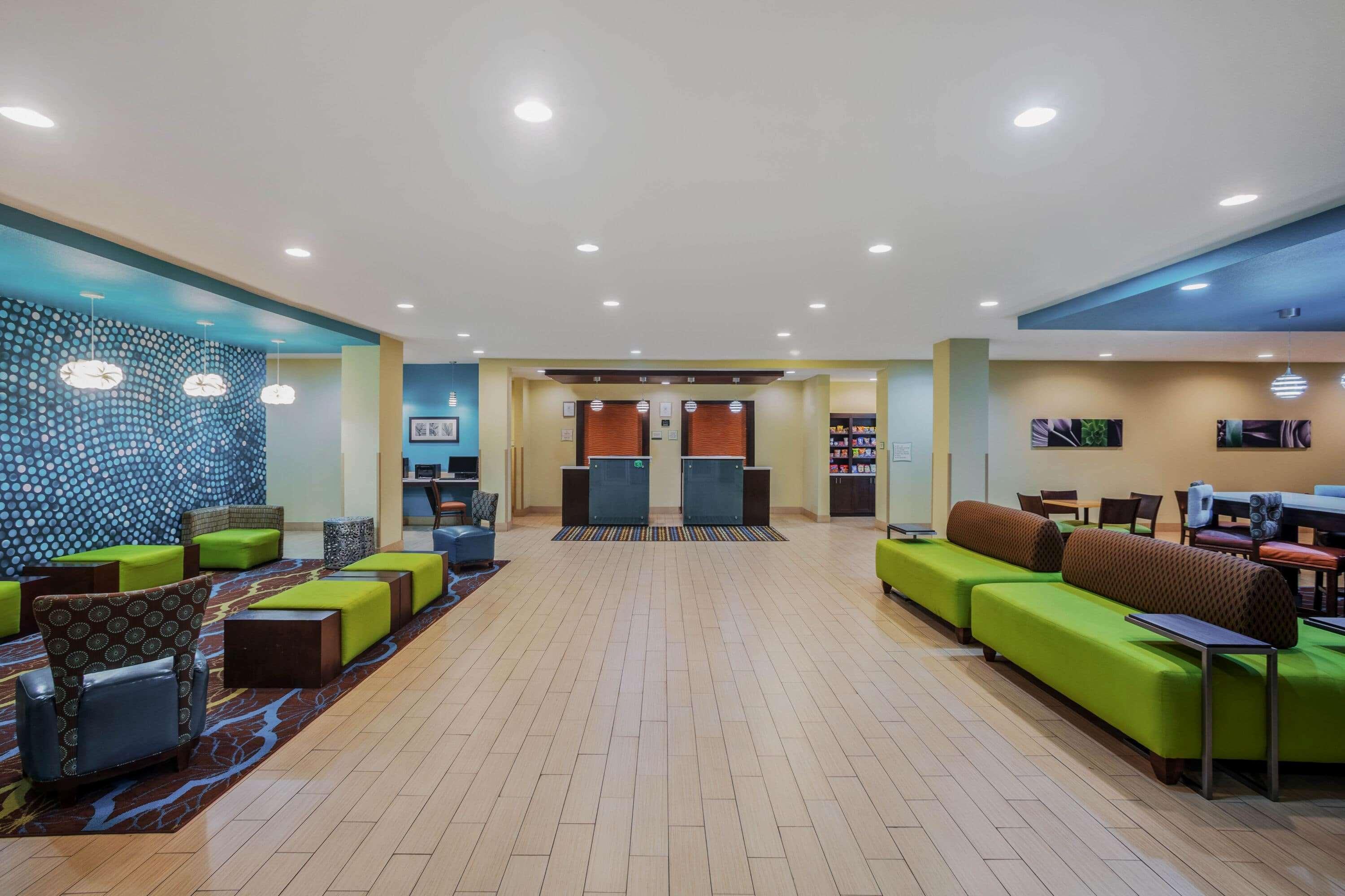 La Quinta By Wyndham Beeville Bagian luar foto
